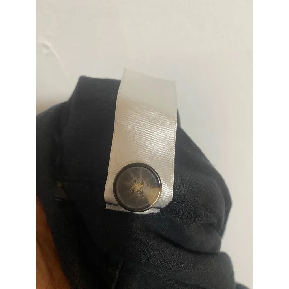 Everlane ship closure